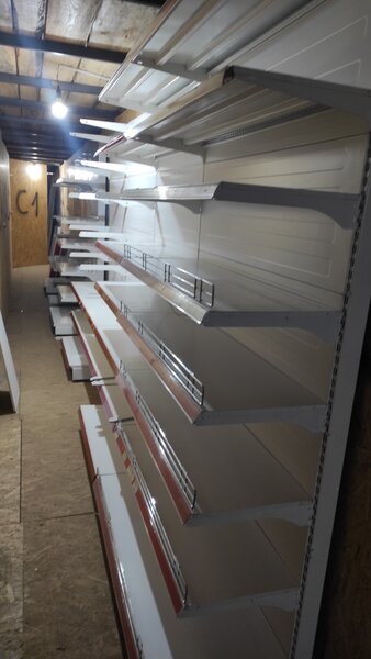 Rafturi metalice supermarket, gondole metalice si accesorii rafturi